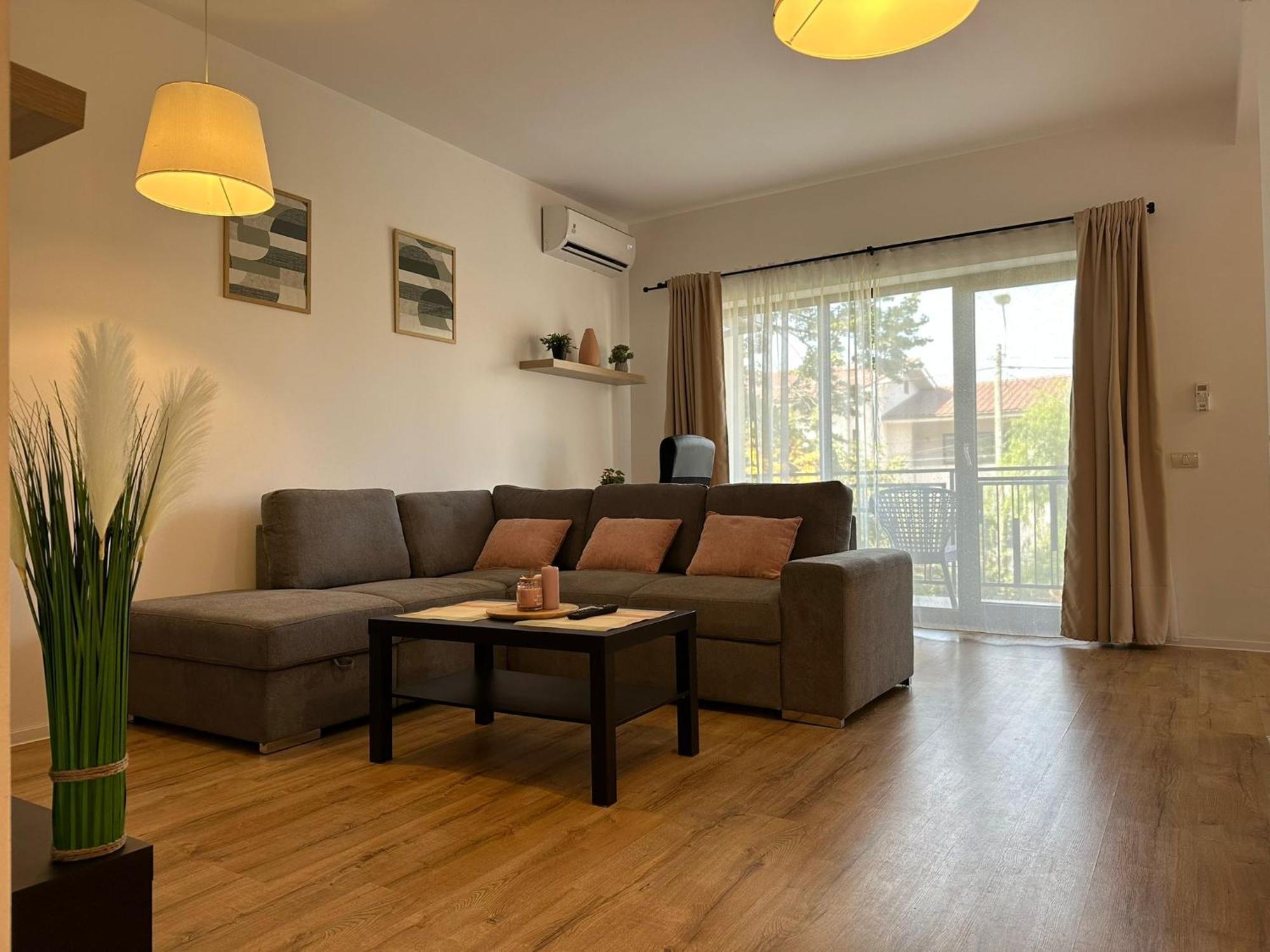 Lipatti 15 Premium Apartments By Glam Apartments Тимишоара Экстерьер фото
