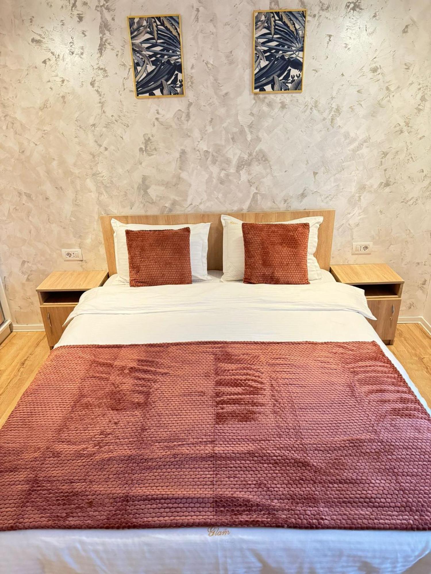 Lipatti 15 Premium Apartments By Glam Apartments Тимишоара Экстерьер фото